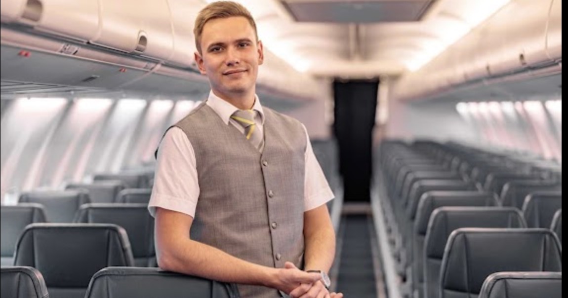 picture of flight attendant